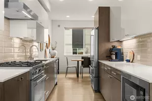 1638 20th Ave, Seattle, WA 98122 - Photo 1