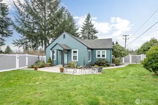 3515 Columbia Heights Rd, Longview, WA 98632 - Photo 1