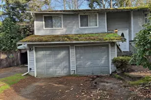 724 N 137th St, Seattle, WA 98133 - Photo 1