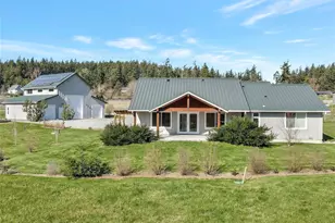 177 S Sunrise Blvd, Camano Island, WA 98282 - Photo 1