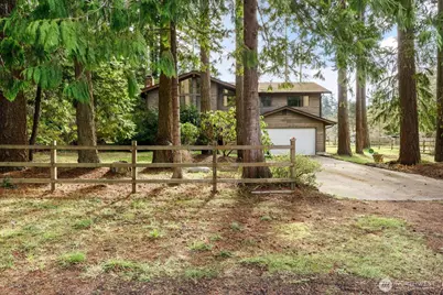 2011 Pine Wood Way, Oak Harbor, WA 98277 - Photo 1