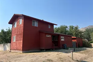 124 Main St, Oroville, WA 98844 - Photo 1