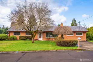 235 9th St, Washougal, WA 98671 - Photo 1