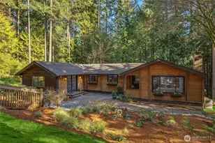 10750 N Madison Ave NE, Bainbridge Island, WA 98110 - Photo 1