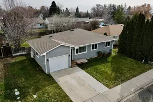 1704 Iowa St, Ellensburg, WA 98926 - Photo 1
