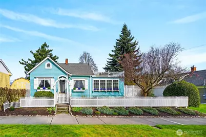1512 10th Street, Anacortes, WA 98221 - Photo 1