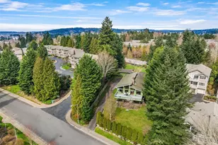 18654 NE 55th St, Redmond, WA 98052 - Photo 1