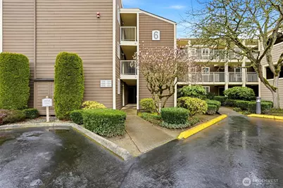 15846 NE Leary Way #6-201, Redmond, WA 98052 - Photo 1
