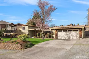 2416 NW 198th St, Shoreline, WA 98177 - Photo 1