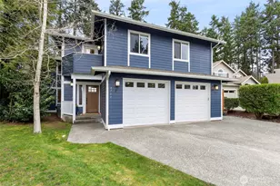 8757 NE Rosario Pl, Bainbridge Island, WA 98110 - Photo 1