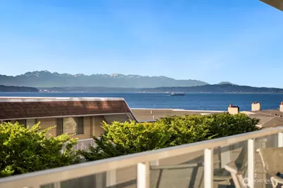10203 47th Avenue SW #C5, Seattle, WA 98146 - Photo 1