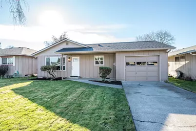 3347 Nebraska Street, Longview, WA 98632 - Photo 1