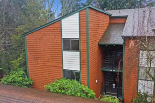 7322 N Skyview Ln, Tacoma, WA 98406 - Photo 1