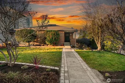 3112 W Mansell Street, Seattle, WA 98199 - Photo 1