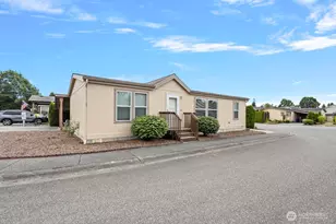 886 Carriage Ct, Sedro Woolley, WA 98284 - Photo 1