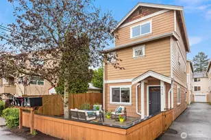 9418 Fremont Ave N, Seattle, WA 98103 - Photo 1