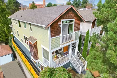 4415 40th Avenue SW, Seattle, WA 98116 - Photo 1