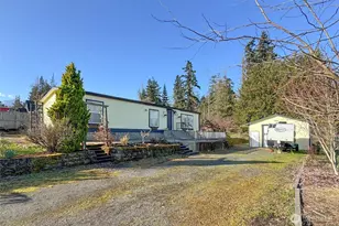 202 S Bayview Ave, Port Angeles, WA 98362 - Photo 1