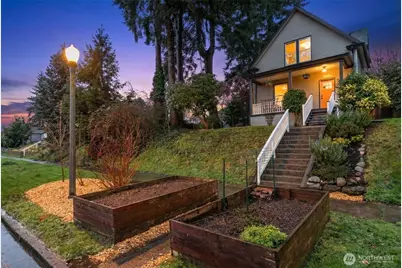 2128 S Ainsworth Avenue, Tacoma, WA 98405 - Photo 1