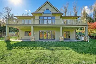 2165 Lowell Point Rd, Camano Island, WA 98282 - Photo 1