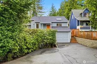 2545 NE 95th St, Seattle, WA 98115 - Photo 1