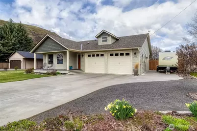 305 E Jackson Street, Dayton, WA 99328 - Photo 1