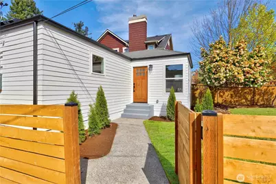 828 NE 95th Street, Seattle, WA 98115 - Photo 1