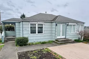 4402 49th Ave SW, Seattle, WA 98116 - Photo 1