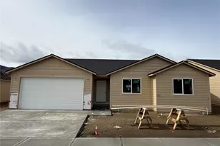154 Salmon Dr, Wenatchee, WA 98801 - Photo 1