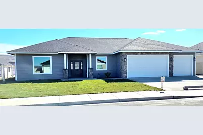 4606 W Larch Avenue, Yakima, WA 98903 - Photo 1
