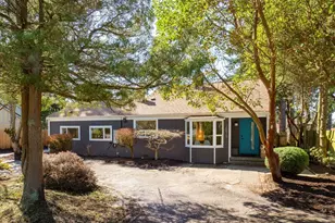 15919 19th Ave SW, Burien, WA 98166 - Photo 1