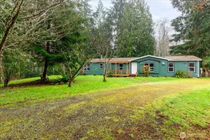 1140 Sherwood Ln, Greenbank, WA 98253 - Photo 1