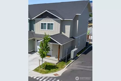 1075 Red Apple Road #B8, Wenatchee, WA 98801 - Photo 1