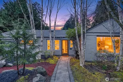 3439 42nd Avenue W, Seattle, WA 98199 - Photo 1