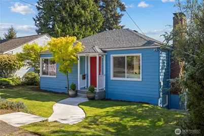 3020 36th Avenue W, Seattle, WA 98199 - Photo 1