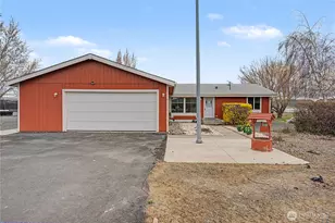 2392 Cherry Blossom Dr, Ephrata, WA 98823 - Photo 1