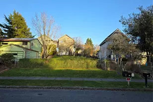 1321 23rd St, Bellingham, WA 98225 - Photo 1