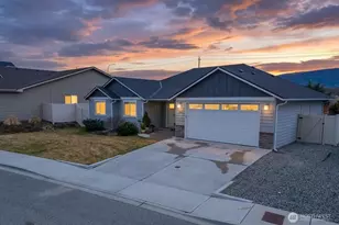 2164 Maryhill St SE, East Wenatchee, WA 98802 - Photo 1