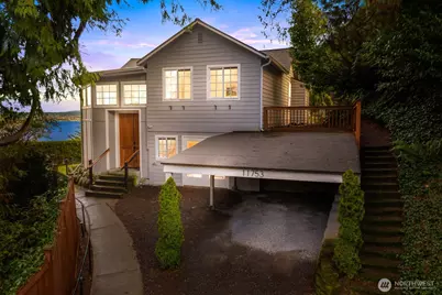 11753 Lakeside Avenue NE, Seattle, WA 98125 - Photo 1