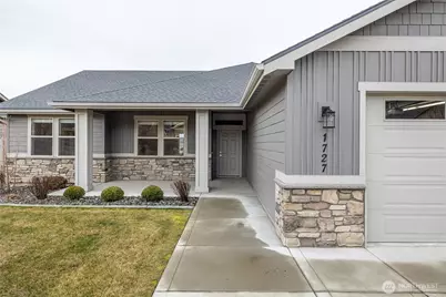 1727 Brambling Brae Lane, Wenatchee, WA 98801 - Photo 1