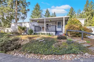 18425 NE 95th St, Redmond, WA 98052 - Photo 1