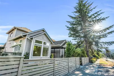 441 NE Alder Street #1 & 2, Issaquah, WA 98027 - Photo 1