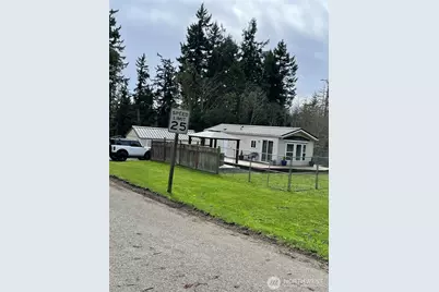 32 S Duquesne Avenue, Port Townsend, WA 98368 - Photo 1