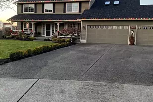 1702 35th St Pl SE, Puyallup, WA 98372 - Photo 1