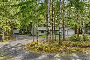 70 E Capital Peak Dr, Shelton, WA 98584 - Photo 1