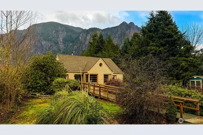 8226 428th Avenue SE, Snoqualmie, WA 98065 - Photo 1