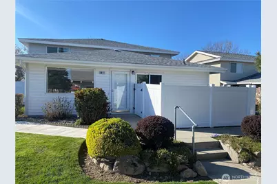 100 Simon Street #17, East Wenatchee, WA 98802 - Photo 1