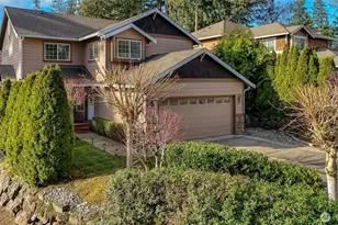 725 N 198th St, Shoreline, WA 98133 - Photo 1