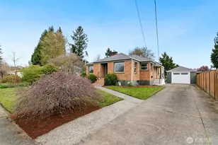 214 J St NE, Auburn, WA 98002 - Photo 1