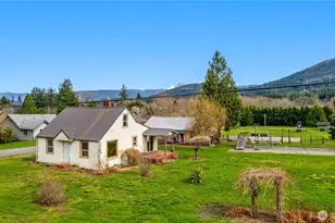 321 Royer St, Acme, WA 98220 - Photo 1